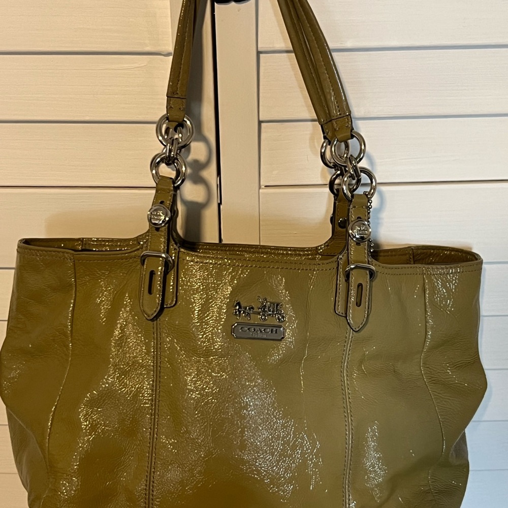 Coach beige/gray (it looks green on the picture)Patent Leather Shoulder Tote